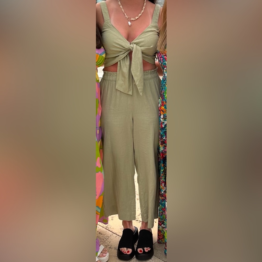 Abercrombie green linen two-piece set